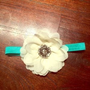 8 Custom Boutique Bows